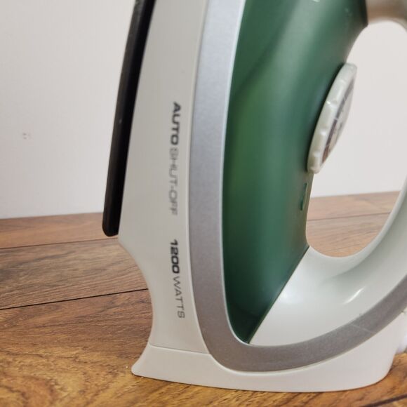 Silhouette Model SI-1710 White Green Handheld 1200 Watt Clothes Steam Iron - Picture 3 of 9